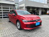 アフターサービスは全国のVolkswagen正規ディーラーで対応。遠方のお客様も安心してご購入いただけるよう、丁寧にサポートいたします。