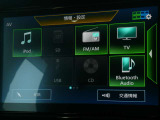 フルセグTV視聴やCD再生はもちろん、Bluetooth通信機能など多機能でとっても使いやすいです♪