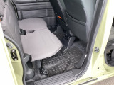乗車人数や荷物の量、車内での過ごし方に合わせて、シートのレイアウトを変更できます。