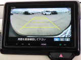 リアワイドカメラシステム!従来の視野に加えて、後方側方を約180&deg;まで見えるワイドビューと、後方を真上から見たような視野で駐車時などに便利なトップダウンビューの3つの視野があります!