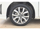 中古車の総合評価や内外装の状態などをひと目で分かるよう、トヨタ車のプロの検査員が実施した「車両検査証明書」をご用意しています。