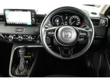 ドライバーを包み込み 運転の期待が高まるコックピット