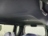 広い展示場の中古車拠点です。約50から60台の中古車を展示しております。5名のスタッフが元気良くお出迎えいたします。お気軽にご来店ください♪