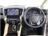 見通しのよいすっきりとした視界で、誰でも運転しやすいです。運転のしやすさは疲れにくさにも繋がりますよ♪