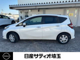 ホイールベースが長く室内空間を大きく取った設計です。