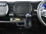 現車はオーディオが付いていない状態です。お客様のライフスタイルに合わせて、ナビゲーションやディスプレイオーディオなどのご提案をさせていただきます。お気軽にご相談くださいね。