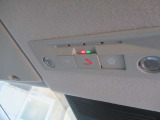 SOSコール搭載車です。スイッチによる任意起動とエアバッグが作動による自動起動で、緊急通報が可能です。(別途、有料申し込み)
