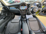 こちらのお車はMINI NEXT鶴ヶ島に展示中です。☆お問合せをお待ちしてます!