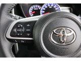 ■ステアリングスイッチ■ ステアリングスイッチ搭載!ハンドルひとつで、手を離さなくても手元のスイッチで音量調節や選曲操作などが可能!よそ見・わき見運転の防止にも繋がりますね!