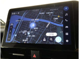 純正ナビを装備。タッチパネル式で使いやすく、お出かけもラクラクです。