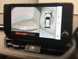 【バックガイドモニター】 車庫入れなど後進運転時に死角をモニターで確認ができて安全です♪ ステアリング操作の参考になるガイド線も表示しますので車庫入れがニガテな方も安心ですネ!