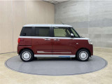 全車1年間の走行距離無制限のロングラン保証付きです。また、さらに安心をお求めの方には1年〜2年の保証延長ができる「ロングラン&alpha;保証」(有償)もお選びいただけます。