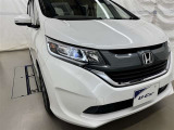 LEDヘッドライトです。デザイン性がよくとても明るいので、夜間の走行や悪天候でも安心です。しかも長寿命!
