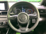 インテリアに合わせたデザインのステアリングは、運転される方のことも考え、運転しやすい形状、大きさです。是非一度、実際に触ってお確かめください。