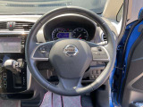 運転席まわりの画像です。