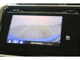 バックカメラが装備されており、後方の安全確認はもちろんのこと狭い場所での駐車や雨の日・夜間など視界の悪いコンディションでのストレスの軽減にもなります!