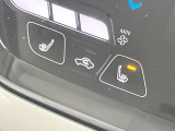 【シートヒーター】寒い日に重宝するシートヒーター!エアコンより早く温まってくれるので寒がりの人も安心ですね♪エアコンの温風は乾燥するから苦手、という方にもをおすすめです。