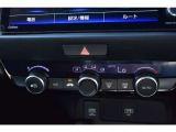 オートエアコンのお車ですので室内の温度をスムーズに調整してくれます♪