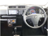 見通しのよいすっきりとした視界で、誰でも運転しやすいです。運転のしやすさは疲れにくさにも繋がりますよ♪