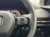 ハンドル右側スイッチは、ホンダセンシングの機能の一つ、「アダプティブクルーズコントロール」です。
