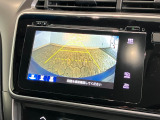 【バックカメラ】リバースにするだけで映ります、後方の安全確認や、狭い駐車場での車庫入れ、雨の日や夜間など視界の悪い時に便利です!安全にバックする為には欠かせない装備です。