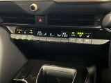 左右独立コントロールフルオートエアコンで車内はいつでも快適!前席はシートヒーター、ベンチレーション付でどの季節にでもありがたい装備です!