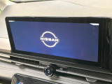 【メーカー純正ナビ】インテリアに溶け込むスタイリッシュな「専用設計」メーカーナビを装備♪視認性や操作性など基本性能にも優れ、より上質なカーライフをお楽しみいただけます。