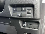 乗り降り便利なパワースライドドア付き!