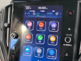 【メーカー純正ナビ】インテリアに溶け込むスタイリッシュな「専用設計」メーカーナビを装備♪視認性や操作性など基本性能にも優れ、より上質なカーライフをお楽しみいただけます。