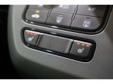 シートヒーター装備付き車!!座席に埋め込まれた電熱線によりシートを暖めることが出来る装備で、温められたシートは、寒い冬には最適です!!