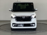 LEDヘッドライトを装備しています。LEDヘッドライトはとても明るく、雨の日や夜間走行も安全・安心です。