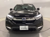 お客様に安全で快適なカーライフをお送りいただくために、中古車にも高いレベルの品質基準を設け、その基準に従って、全ての中古車について納車前整備を実施しています。