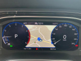 【Digital Cockpit Pro】高解像度ディスプレイによるフルデジタルメータークラスター。基本の速度計とタコメーターの表示に加え、中央にドライビングデータなどを少ない視線移動で視認できます。