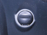 アクセサリーソケットを装備しております。