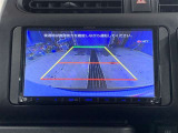バックモニターで、後方確認しながら安心して駐車することができます。車庫入れが苦手な方にも安心です。※カメラが映し出す範囲は限られています。必ず車両周辺の安全を直接確認してください