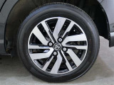 タイヤサイズは165/65R14になります。