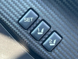 【メモリー機能付きパワーシート】ドライバーごとに設定したシート位置を記憶して、ボタン一つで切り替えできる便利な機能!運転する方が複数名いらっしゃるご家庭におすすめです♪