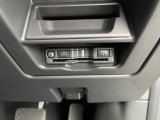 ETC車載器搭載です。スマートICも増えてきており、必須装備といって良い便利装備です