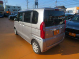 左後ろからの画像です!日々お買い得車両続々入庫しております!