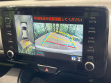 【パノラミックビューモニター】専用のカメラにより、上から見下ろしたような視点で360度クルマの周囲を確認することができます☆死角部分も確認しやすく、狭い場所での切り返しや駐車もスムーズに行えます。