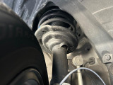お車を安心してお乗りいただく為には、足回りの定期点検が欠かせません。サービスサポート(有償保証)では無料点検もご提供しており、安心のカーライフをお過ごしいただけるサポート体制が整っています。