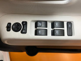 電動格納ミラー、パワーウインドウ