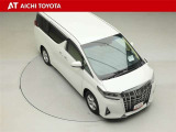 両側パワースライドドア付きだから、狭い駐車スペースなどでの乗り降りラクラク♪小さなお子さまのいるご家庭には嬉しい装備です。