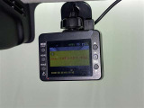 ドライブレコーダー装着車両です