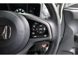 Hondaセンシングの機能のひとつ、アダプティブクルーズコントロール付!アクセルから足を離しても設定したスピードと前車との車間を保ち走行してくれます!車線維持もアシスト☆高速道路で疲労軽減ですね☆