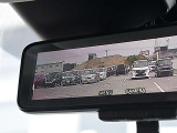 インテリジェントルームミラーです。クリアな後方視界で安全運転をサポートします。