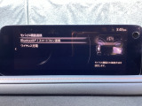 Bluetoothに接続することで、スマートフォンに入っている音楽アプリを車内で楽しめたり、通話が出来ます♪