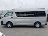 お客様が安心して中古車を購入できるよう、中古車の価格や品質の適正な情報を提供し、近年問題となっております修復暦の偽り・メーター改ざん車の排除に努めています。