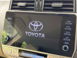 【メーカー純正ナビ】インテリアに溶け込むスタイリッシュな「専用設計」メーカーナビを装備♪視認性や操作性など基本性能にも優れ、より上質なカーライフをお楽しみいただけます。