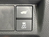 【パワーバックドア】スマートキーや運転席のボタンを押すだけでリアゲートが自動で開閉します!荷物を持っている時や、高い位置にあるバックドアを閉める際に便利な機能です♪